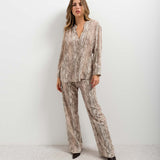 CALÇA AMPLA ANIMAL PRINT