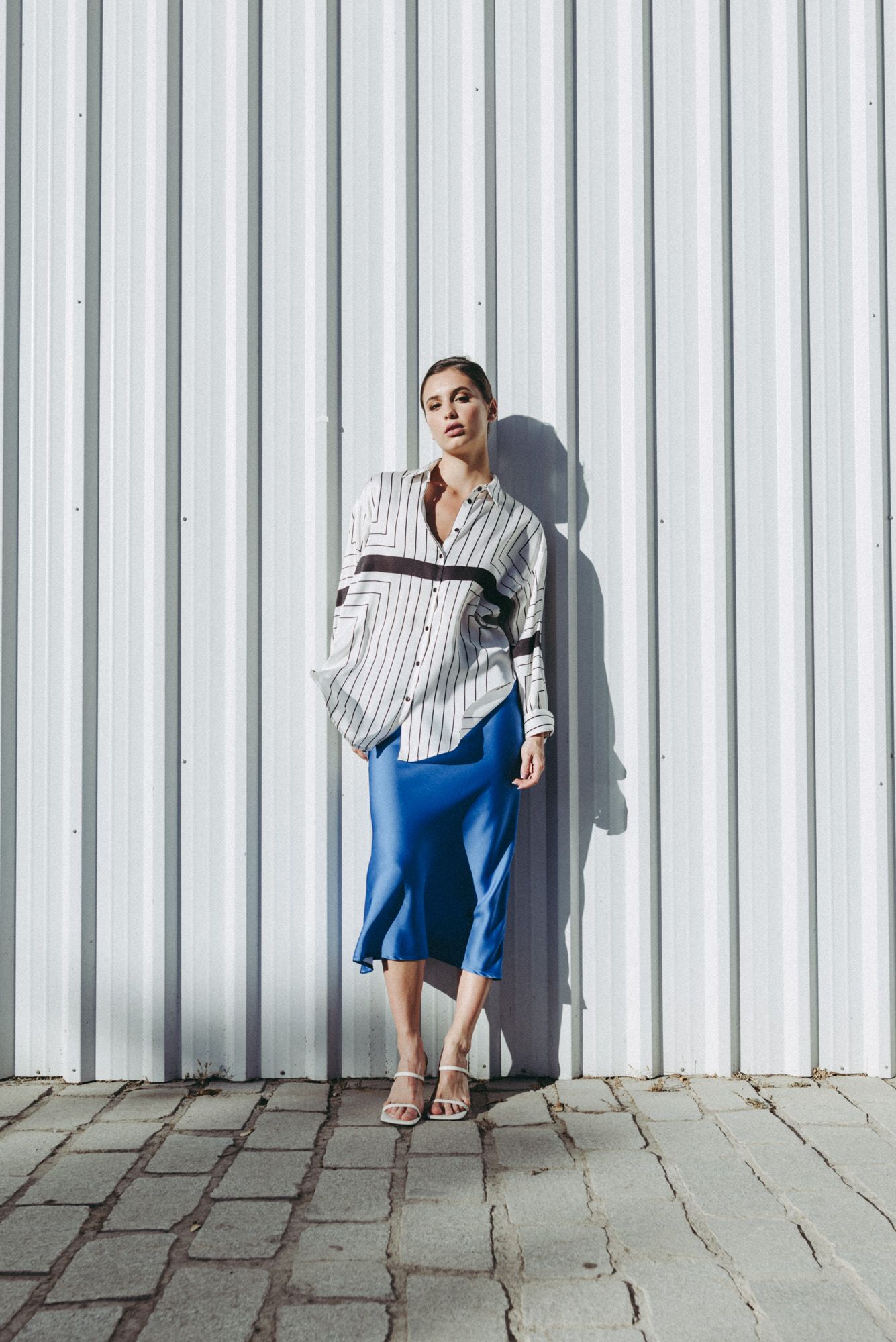 SAIA MIDI ACETINADA AZUL