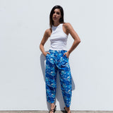 CALÇA SLOUCHY ESTAMPADA AZUL