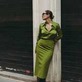 SAIA MIDI COM FENDA VERDE-AZEITONA