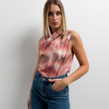 BLUSA CRUZADA ESTAMPADA