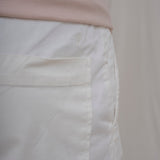 BERMUDA CASUAL EM LINHO BRANCA