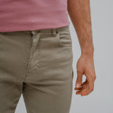 BERMUDA CHINO 5 BOLSOS VERDE-SECO