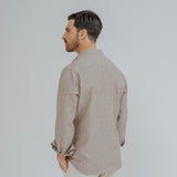 CAMISA LINO MARRÓN CUELLO MAO