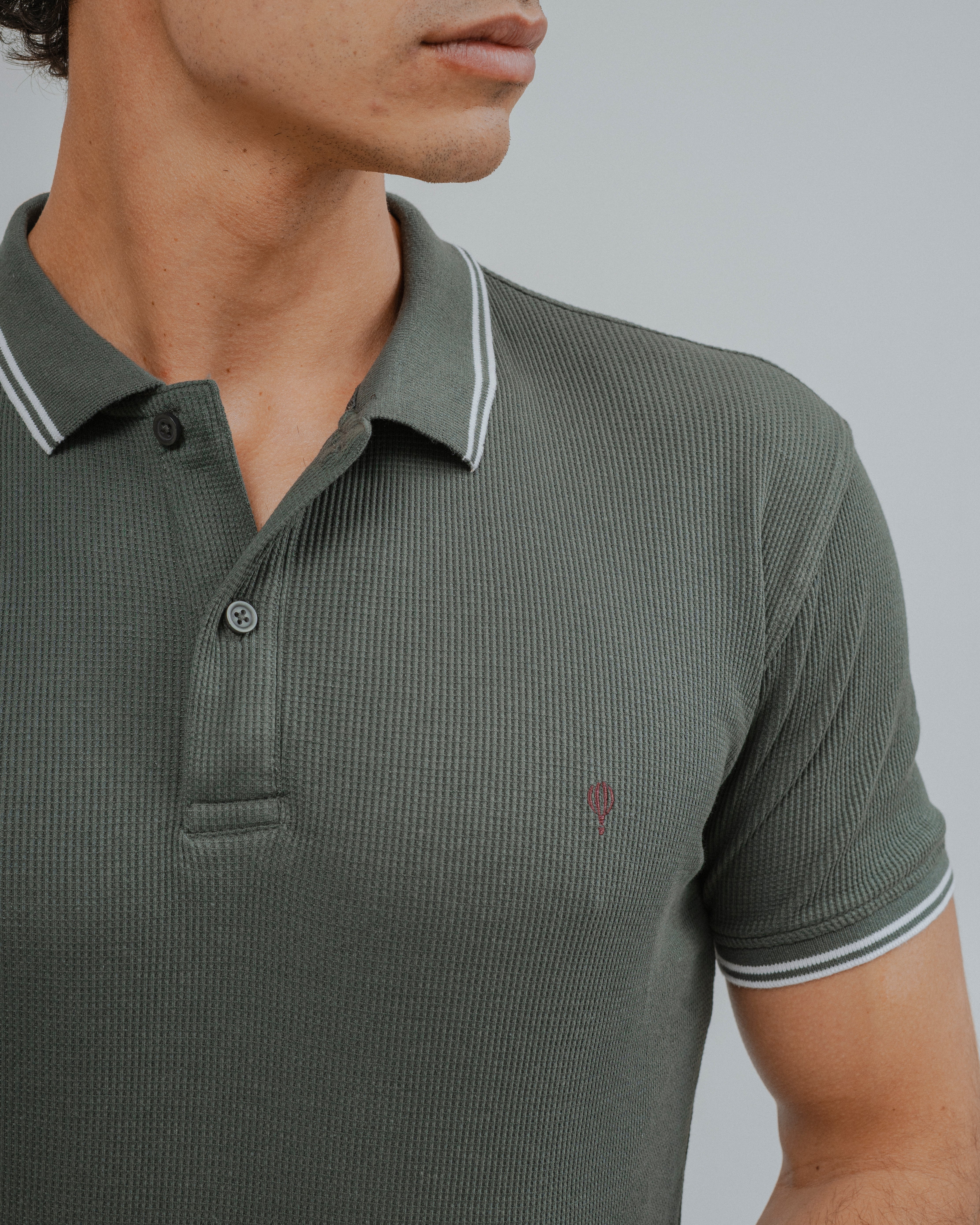 POLO ESTRUCTURA VERDE