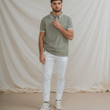 POLO BÁSICO VERDE PIQUÉ LÍNEA