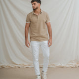 POLO BÁSICO BEIGE PIQUÉ LÍNEA