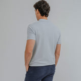 POLO BÁSICO REGULAR FIT CELESTE