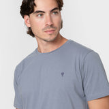 CAMISETA BÁSICA CELESTE