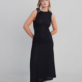 VESTIDO NOIR MIDI ASSIMÉTRICO