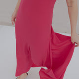 VESTIDO MIDI VÉNUS ASSIMÉTRICO
