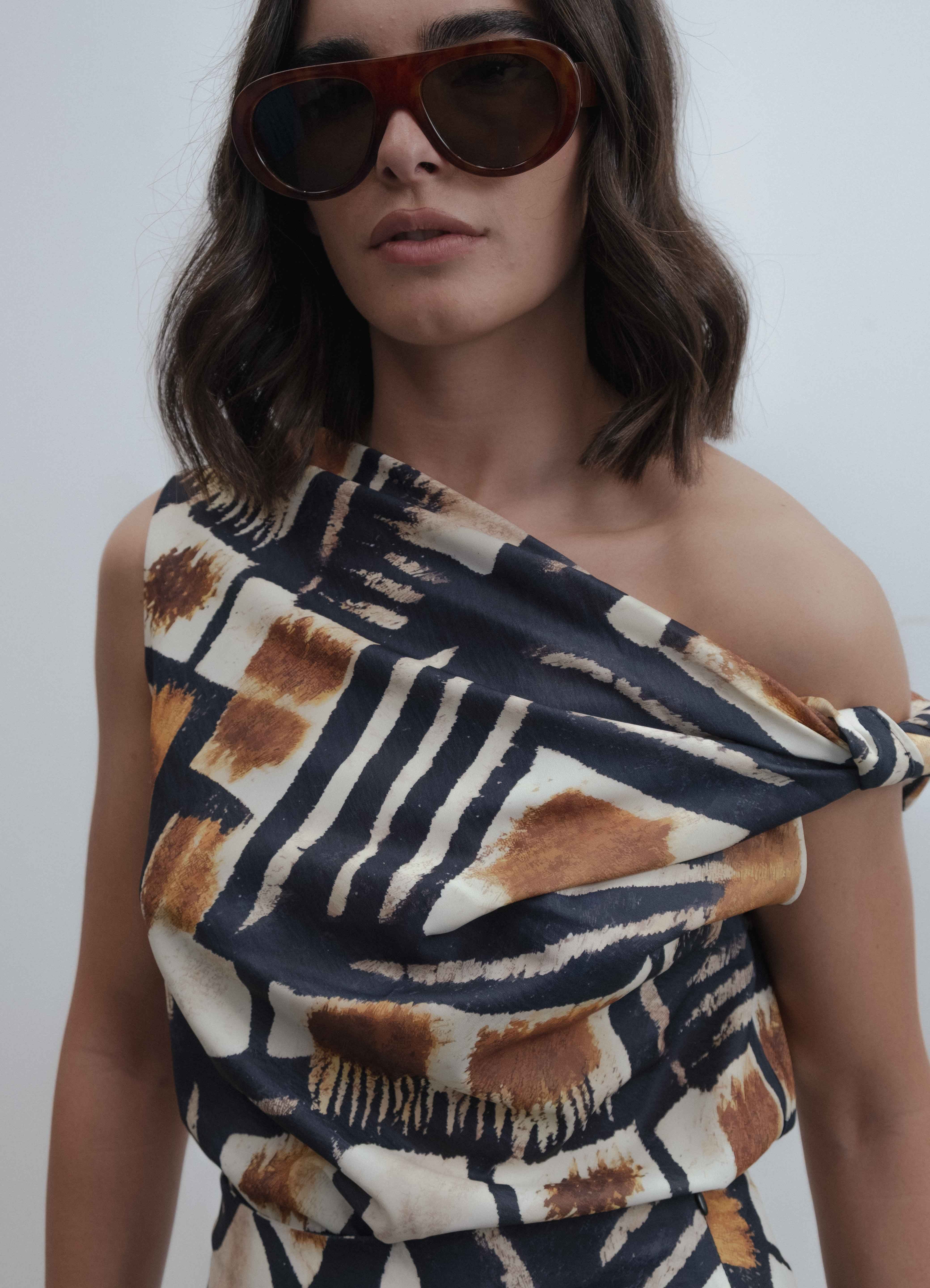 SAIA MIDI ESTAMPADA GEOMÉTRICA
