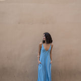 VESTIDO MIDI CON TIRANTES