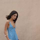 VESTIDO MIDI CON TIRANTES