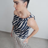 CALÇA FLUIDA RISCAS VERTICAIS
