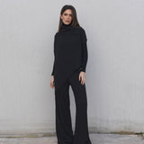 CALÇA WIDE LEG EM TRICÔ PRETA