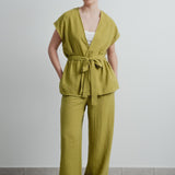 CALÇA FLUIDA VERDE-AZEITONA COM CINTO