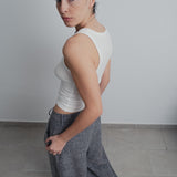 CALÇA AMPLA TEXTURIZADA COM PINÇAS