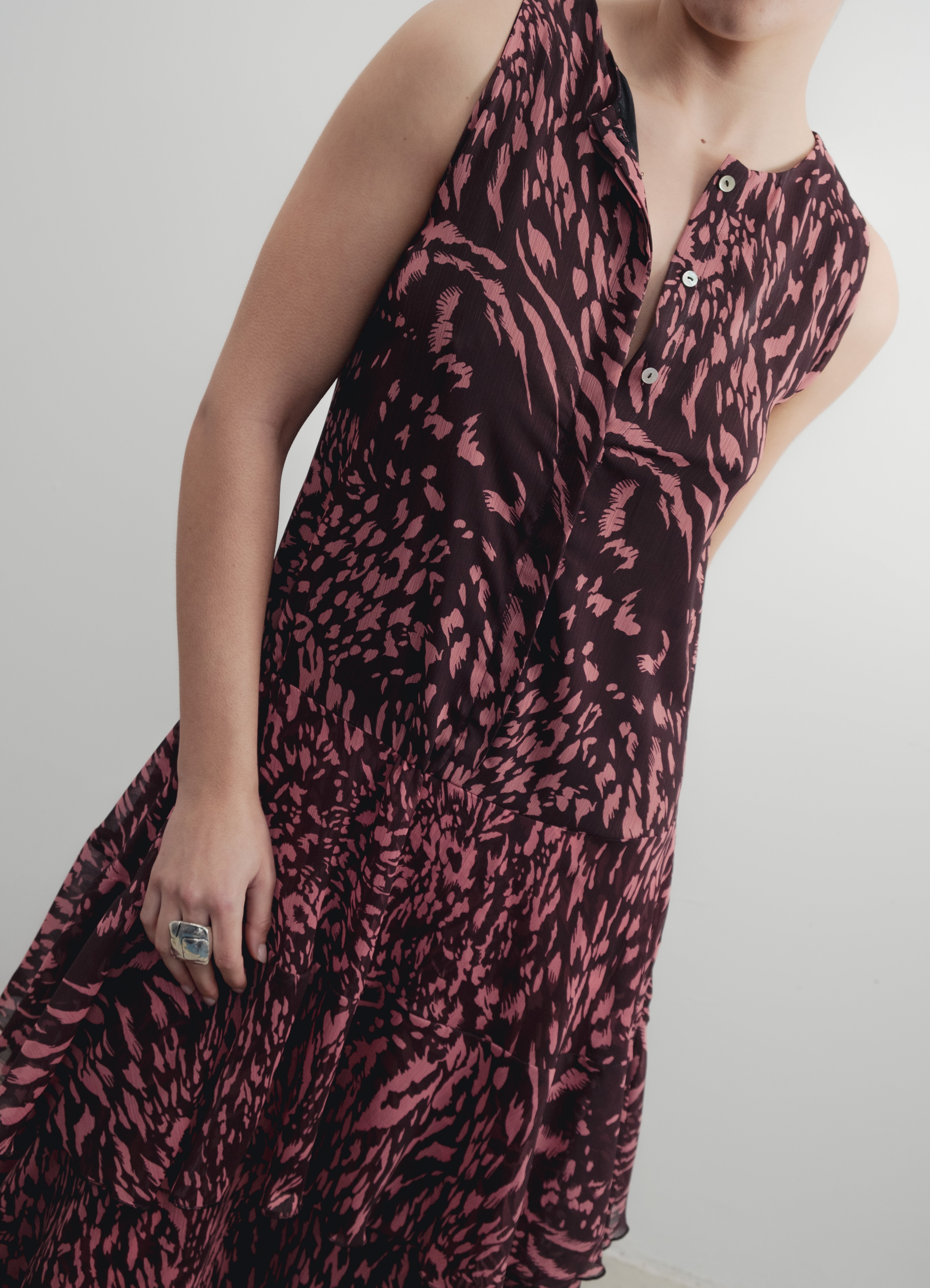 VESTIDO LARGO VOLANTES ESTAMPADO