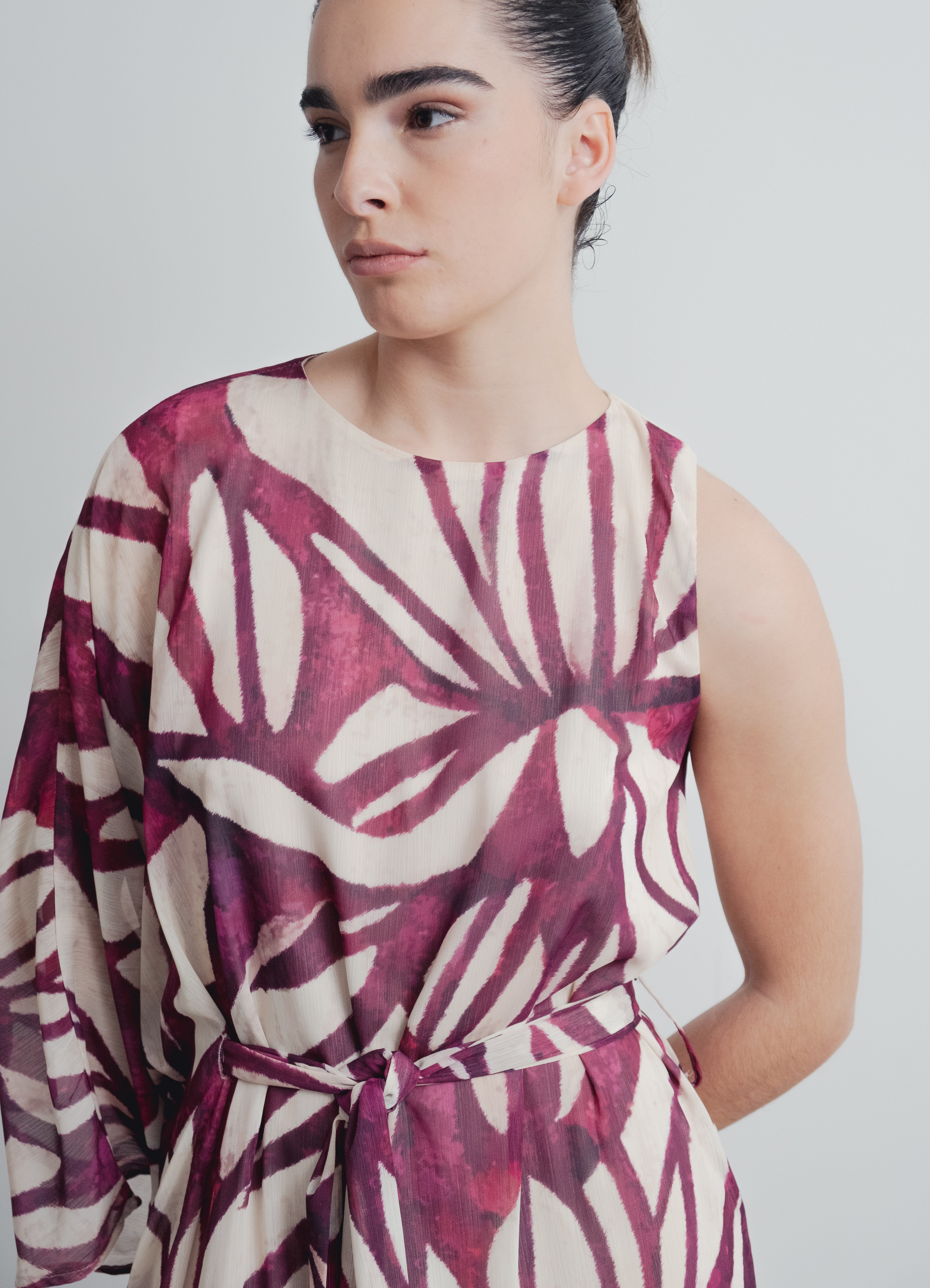 VESTIDO VERA ASIMETRICO